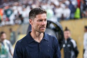 星空体育在线登录-六台记者：皇马乘坐的航班延误，球员登机一个半小时仍未起飞